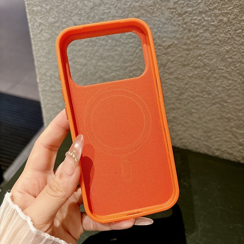 เคสโทรศัพท์แม่เหล็กผ้าเทคโนโลย - Liquid Silicone Magnetic Phone Case บทวิจารณ์และราคา
